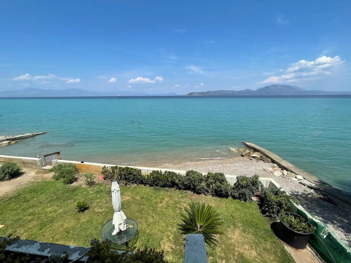 Stunning Beachfront Apartment Stratos Νεράντζα Εξωτερικό φωτογραφία