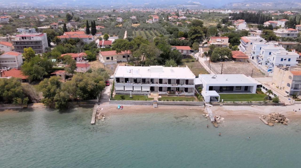 Stunning Beachfront Apartment Stratos Νεράντζα Εξωτερικό φωτογραφία